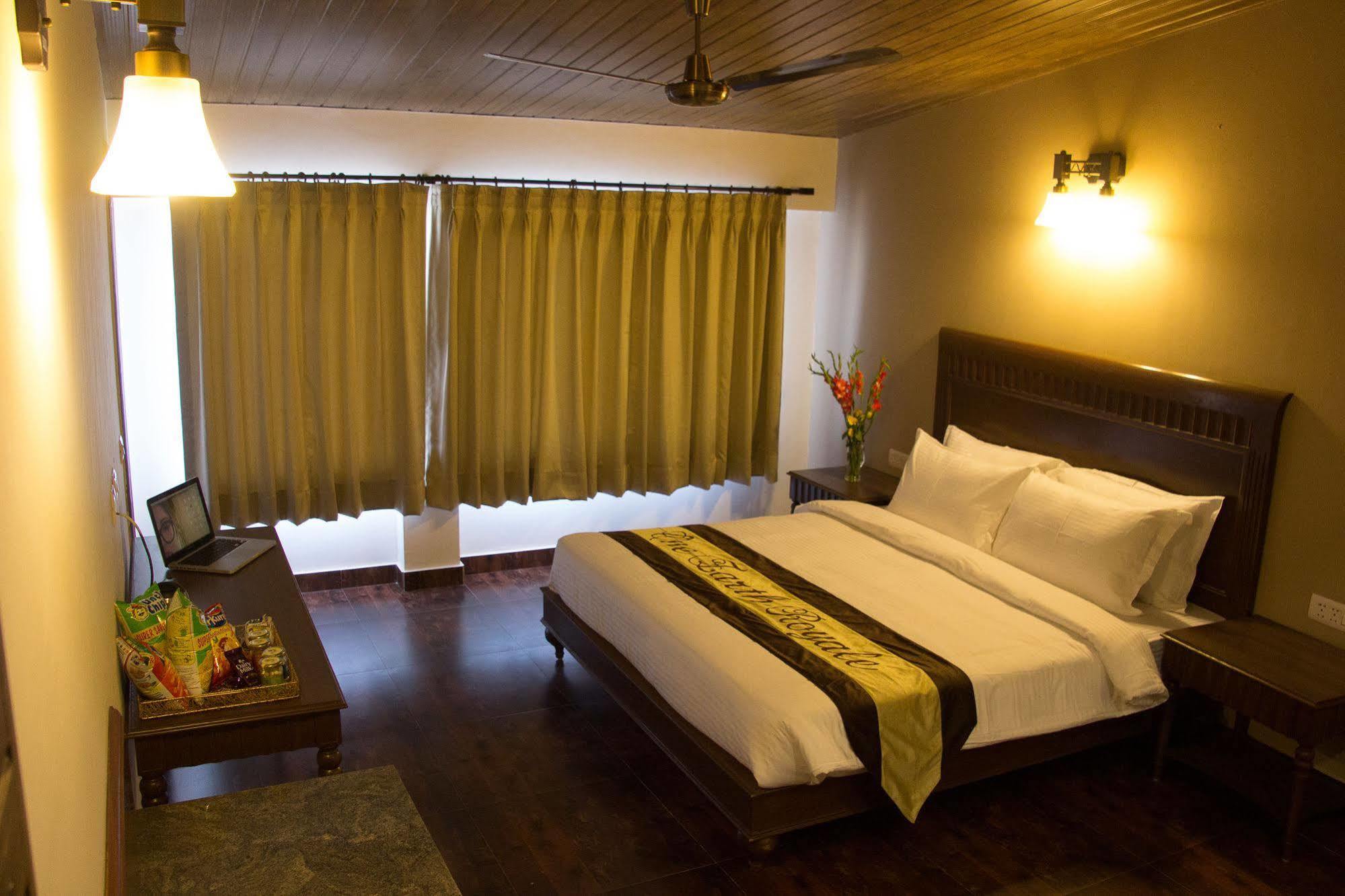 One Earth Royale Boutique Hotel Mussoorie Zewnętrze zdjęcie