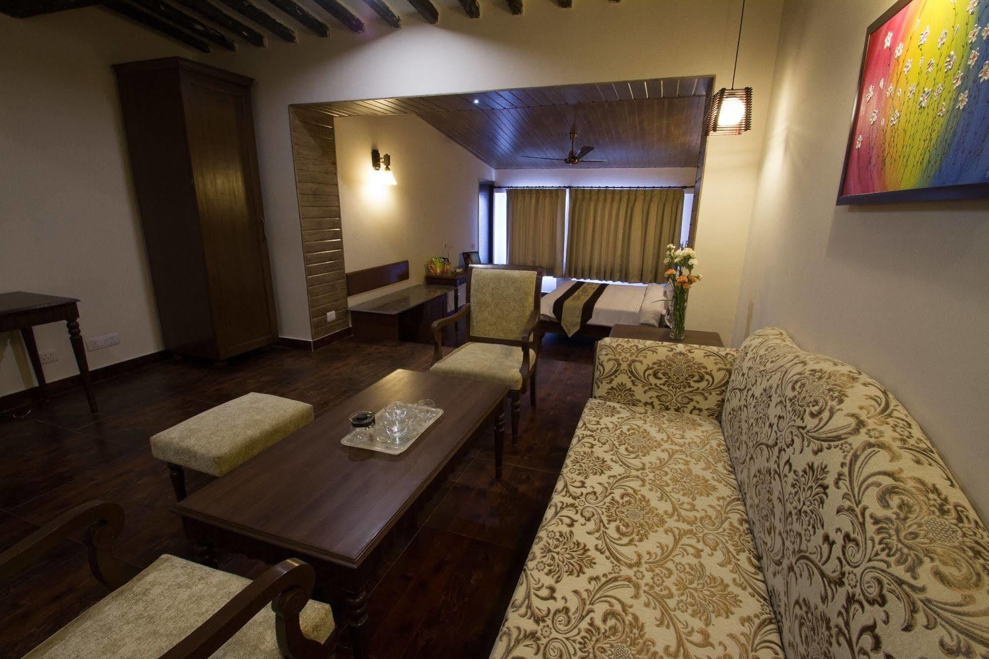 One Earth Royale Boutique Hotel Mussoorie Zewnętrze zdjęcie